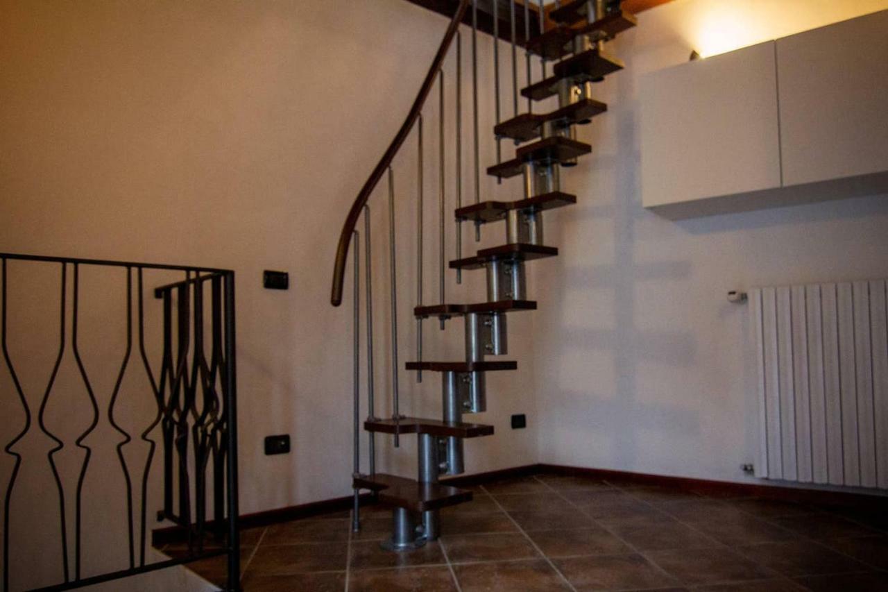 Piccola Casa Vacanze - Small Vacation House Porto Valtravaglia Dış mekan fotoğraf